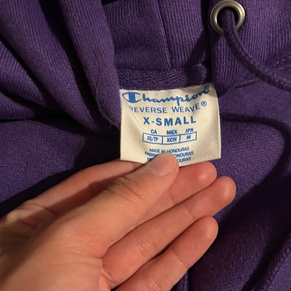 Purple sweatshirt - Picture 2 of 3